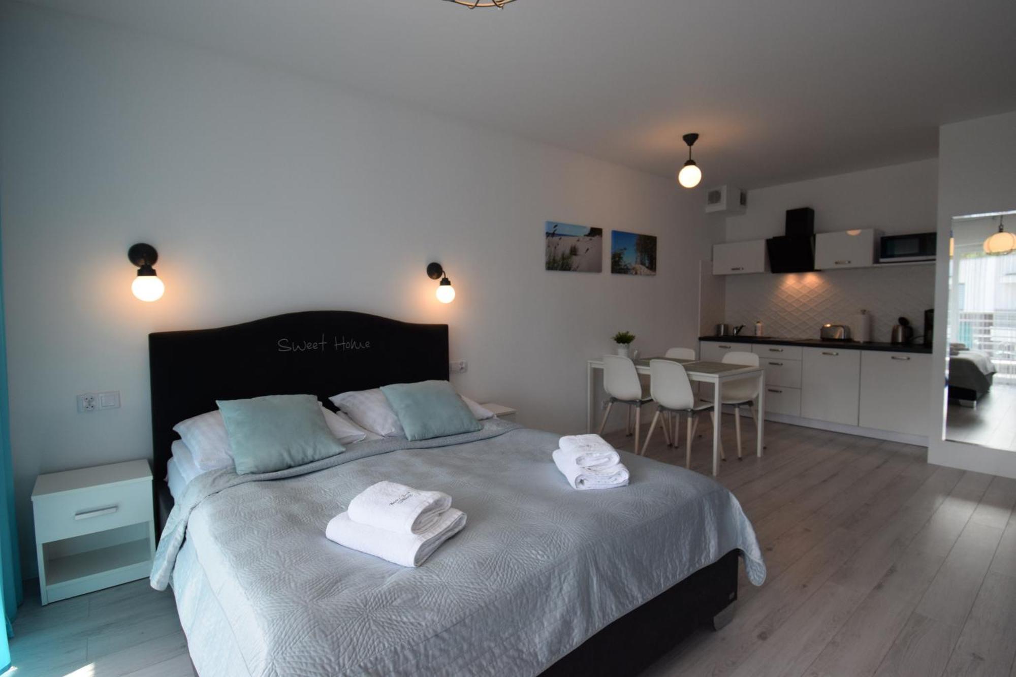 Apartament Sweet Home Pogorzelica エクステリア 写真